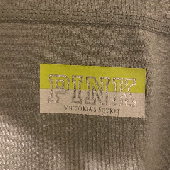 Pink pull over - Picture 3 of 3